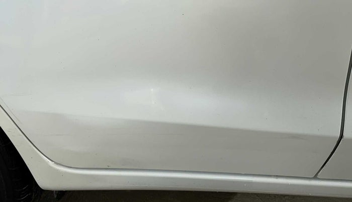 2018 Honda Amaze 1.5L I-DTEC S OPT, Diesel, Manual, 84,776 km, Right rear door - Slightly dented