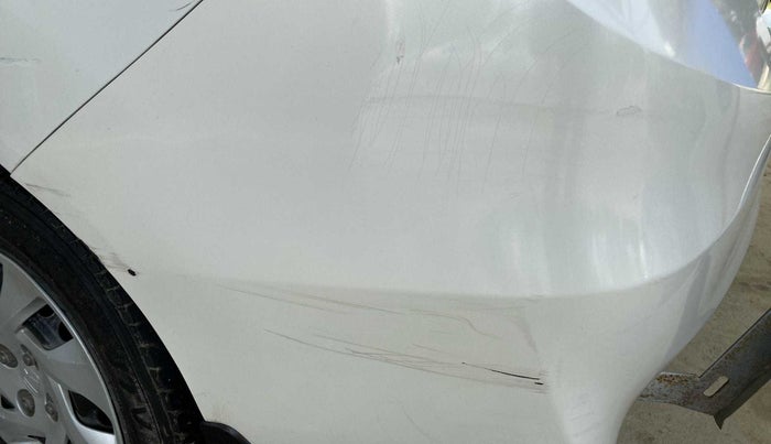 2018 Honda Amaze 1.5L I-DTEC S OPT, Diesel, Manual, 84,776 km, Rear bumper - Paint is slightly damaged
