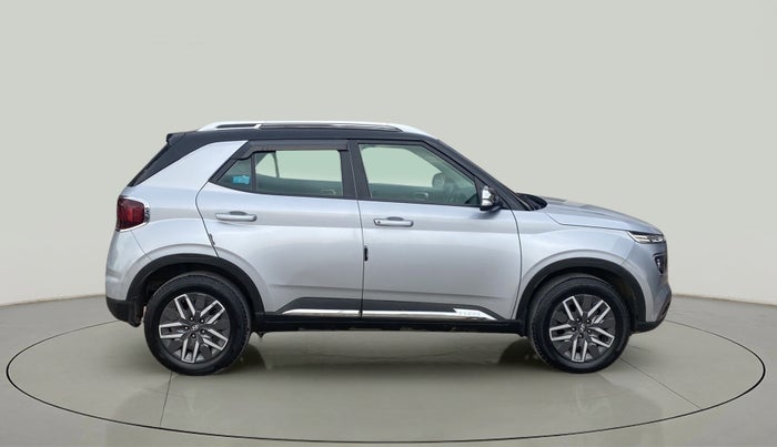 2021 Hyundai VENUE SX 1.5 CRDI, Diesel, Manual, 52,318 km, Right Side View