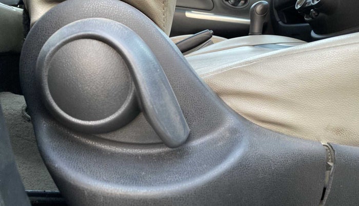 2017 Nissan Micra Active XV, Petrol, Manual, 71,682 km, Driver Side Adjustment Panel