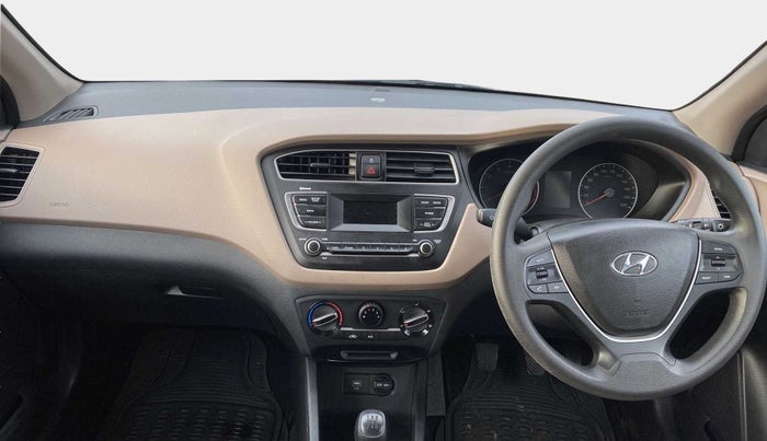 2020 Hyundai Elite i20 MAGNA PLUS 1.2, Petrol, Manual, 16,973 km, Dashboard