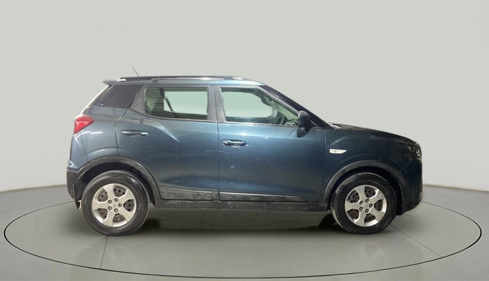 2020 Mahindra XUV 3OO W6 1.5 DIESEL AMT, Diesel, Automatic, 14,394 km, Right Side View