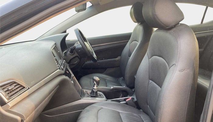 2016 Hyundai New Elantra 2.0 SX MT PETROL, Petrol, Manual, 74,312 km, Right Side Front Door Cabin