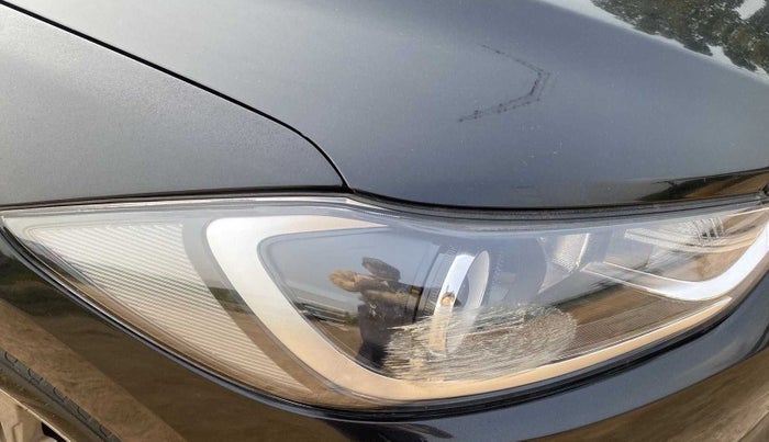 2016 Hyundai New Elantra 2.0 SX MT PETROL, Petrol, Manual, 74,312 km, Right headlight - Minor scratches