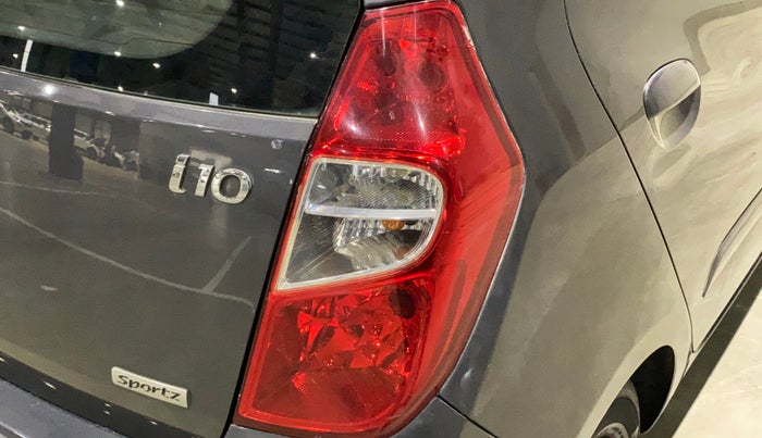2011 Hyundai i10 SPORTZ 1.2, Petrol, Manual, 76,894 km, Right tail light - Minor scratches