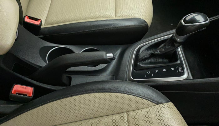2020 Hyundai Verna SX (O) 1.5 CRDI AT, Diesel, Automatic, 91,343 km, Gear Lever
