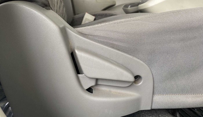 2014 Datsun Go T, Petrol, Manual, 22,513 km, Driver Side Adjustment Panel