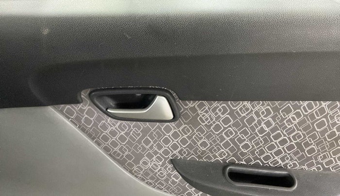 2018 Maruti Alto 800 LXI, Petrol, Manual, 24,582 km, Driver Side Door Panels Control