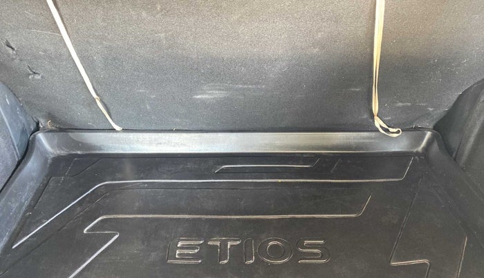 2015 Toyota Etios CROSS 1.4 GD, Diesel, Manual, 32,546 km, Boot Inside