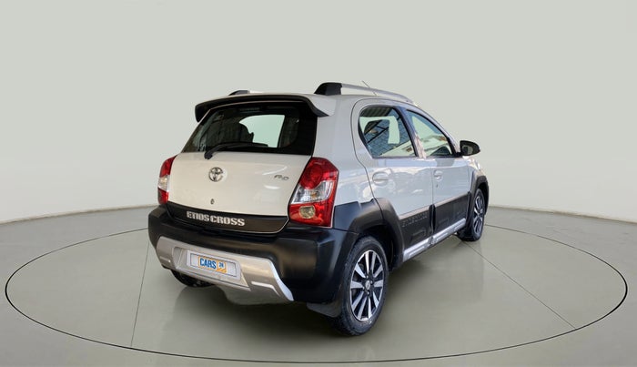 2015 Toyota Etios CROSS 1.4 GD, Diesel, Manual, 32,546 km, Right Back Diagonal