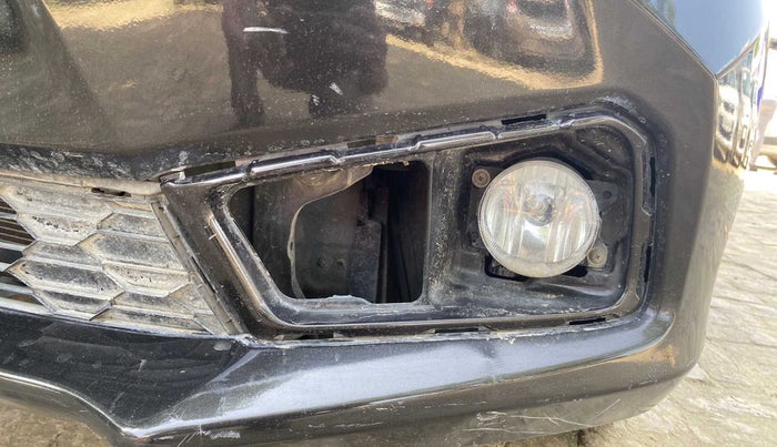 2018 Honda Amaze 1.2L I-VTEC V, Petrol, Manual, 63,102 km, Left fog light - Cover missing