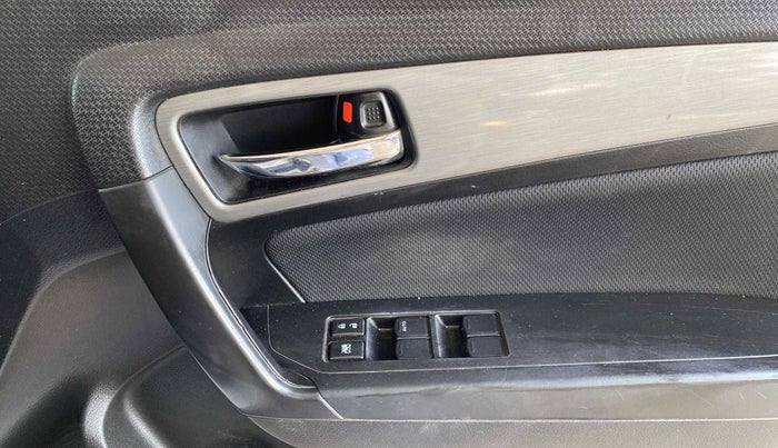 2019 Maruti Vitara Brezza ZDI PLUS, Diesel, Manual, 43,664 km, Driver Side Door Panels Control