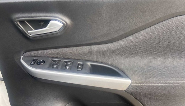 2022 Nissan MAGNITE XV PREMIUM, Petrol, Manual, 30,847 km, Driver Side Door Panels Control