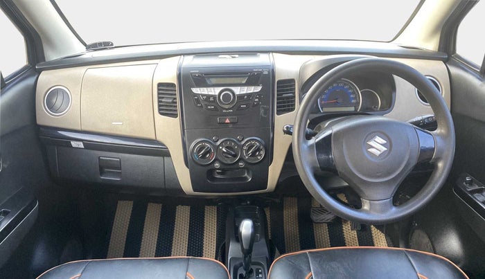 2018 Maruti Wagon R 1.0 VXI AMT, CNG, Automatic, 83,892 km, Dashboard