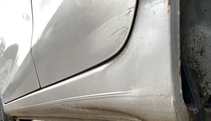 2014 Honda Amaze 1.2L I-VTEC S, Petrol, Manual, 85,922 km, Left running board - Slight discoloration