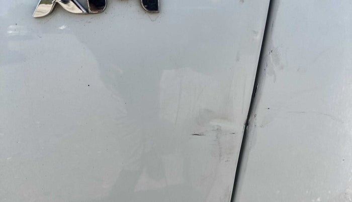 2018 Tata NEXON XM PETROL, Petrol, Manual, 42,142 km, Dicky (Boot door) - Minor scratches