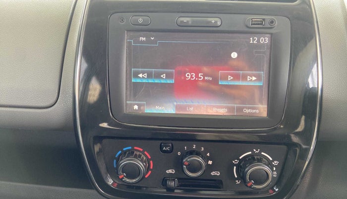 2017 Renault Kwid RXT 1.0 AMT, Petrol, Automatic, 31,341 km, Infotainment system - Music system not functional