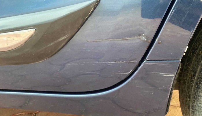 2016 Maruti Baleno ZETA DIESEL 1.3, Diesel, Manual, 63,339 km, Rear left door - Minor scratches