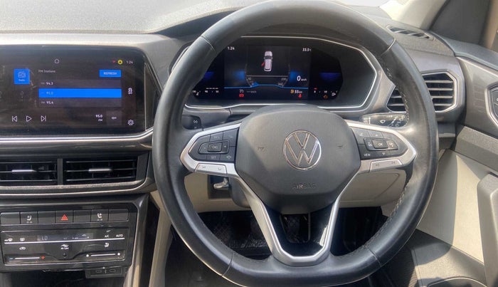 2022 Volkswagen TAIGUN TOPLINE 1.0 TSI MT, Petrol, Manual, 29,068 km, Steering Wheel Close Up