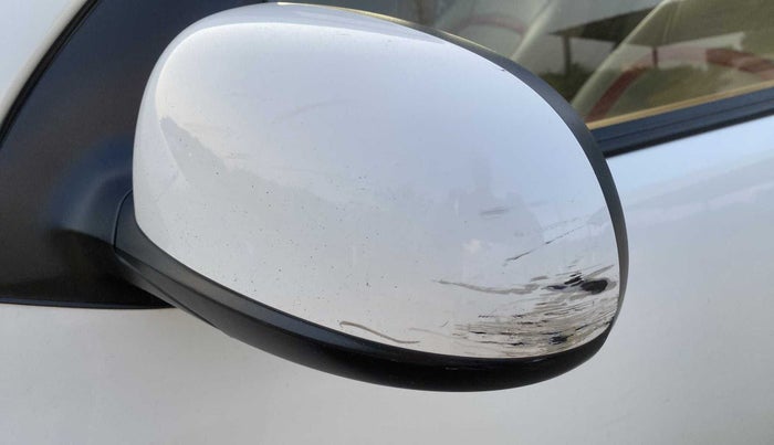 2014 Hyundai i10 SPORTZ 1.1, Petrol, Manual, 43,312 km, Left rear-view mirror - Minor scratches