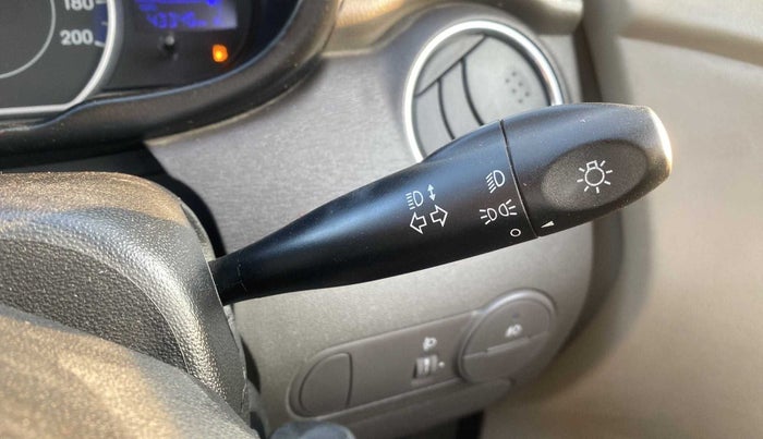 2014 Hyundai i10 SPORTZ 1.1, Petrol, Manual, 43,312 km, Combination switch - Indicator switch not functional