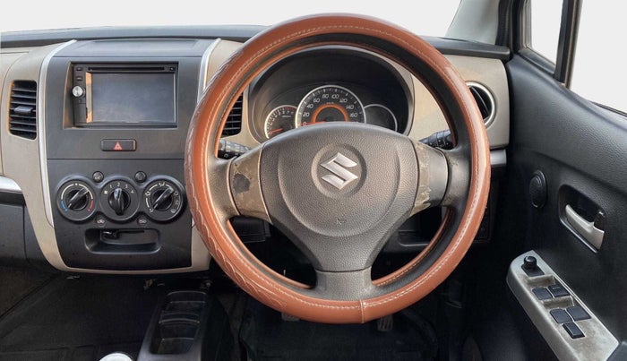 2014 Maruti Wagon R 1.0 VXI, Petrol, Manual, 87,408 km, Steering Wheel Close Up