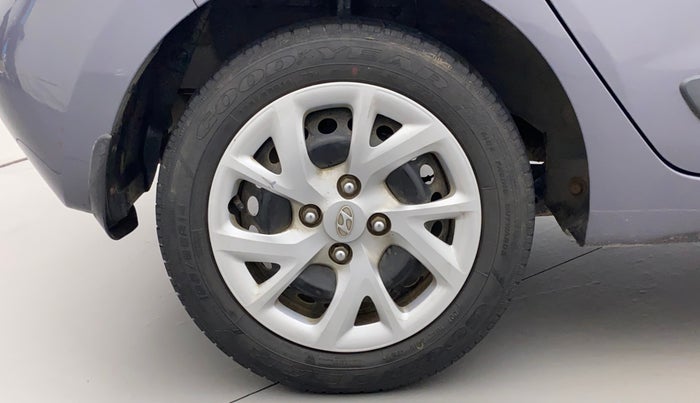 2019 Hyundai Grand i10 SPORTZ 1.2 KAPPA VTVT, Petrol, Manual, 41,790 km, Right Rear Wheel