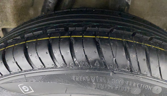 2017 Honda City 1.5L I-VTEC V MT, Petrol, Manual, 1,15,587 km, Left Rear Tyre Tread