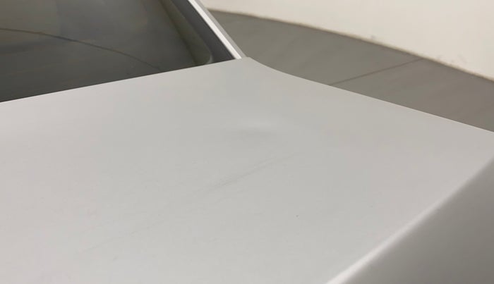 2015 Volkswagen Vento HIGHLINE 1.5 AT, Diesel, Automatic, 95,476 km, Dicky (Boot door) - Slightly dented