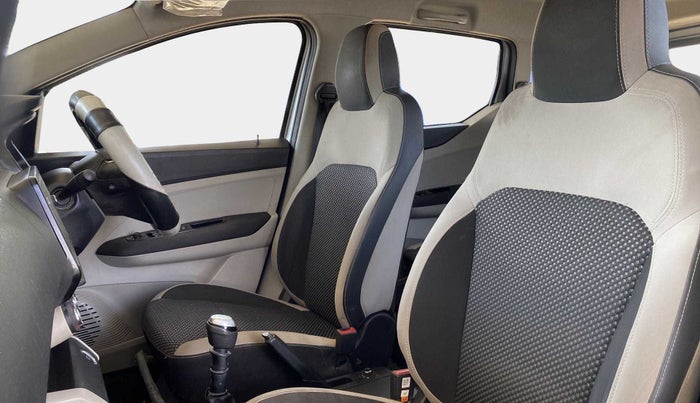 2019 Renault TRIBER RXZ, Petrol, Manual, 39,570 km, Right Side Front Door Cabin
