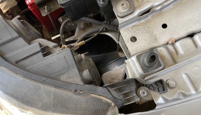 2019 Renault TRIBER RXZ, Petrol, Manual, 39,570 km, Left headlight - Clamp has minor damage
