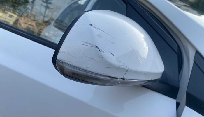 2019 Hyundai Xcent SX 1.2, Petrol, Manual, 39,841 km, Right rear-view mirror - Minor scratches