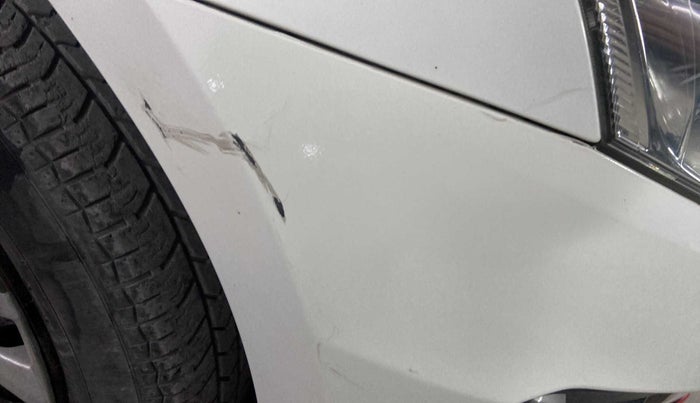 2017 Maruti Swift VXI, Petrol, Manual, 42,019 km, Front bumper - Minor scratches