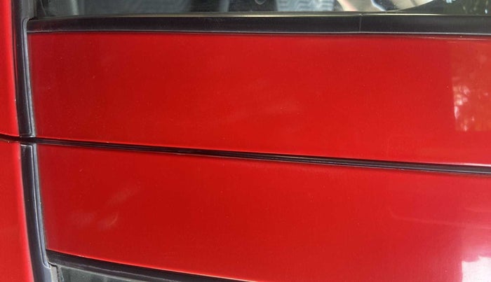 2018 Maruti Swift VXI AMT, Petrol, Automatic, 22,580 km, Left B pillar - Pillar damaged/repaired