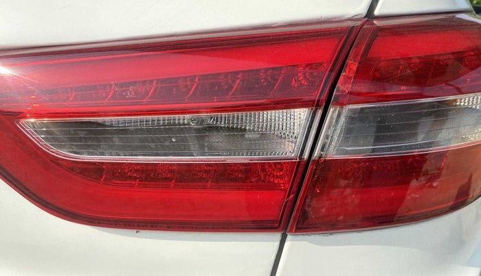2019 Hyundai Creta SX (O) 1.6 PETROL, Petrol, Manual, 25,937 km, Right tail light - Minor damage