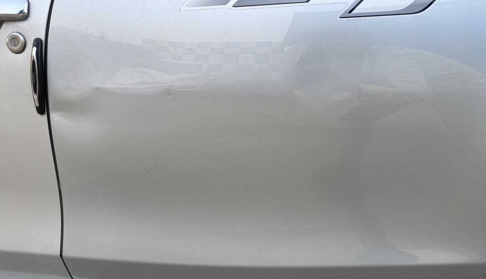2016 Nissan Terrano XL (P), Petrol, Manual, 72,194 km, Rear left door - Slightly dented