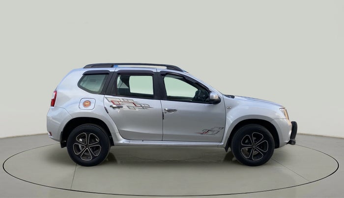 2016 Nissan Terrano XL (P), Petrol, Manual, 72,194 km, Right Side View