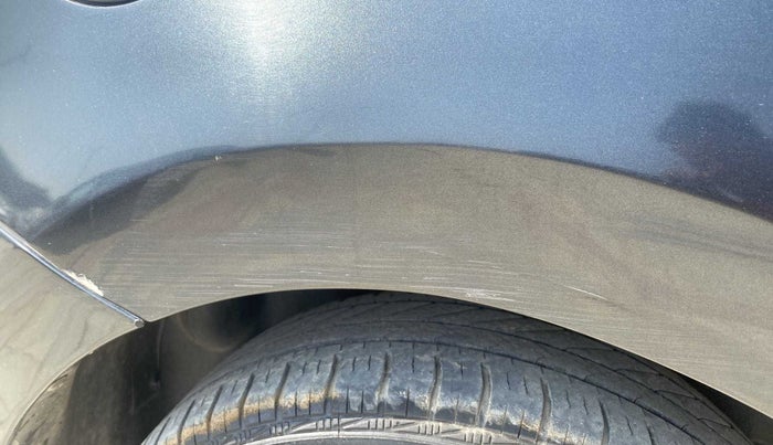2018 Volkswagen Ameo TRENDLINE 1.0L, CNG, Manual, 55,985 km, Right quarter panel - Minor scratches