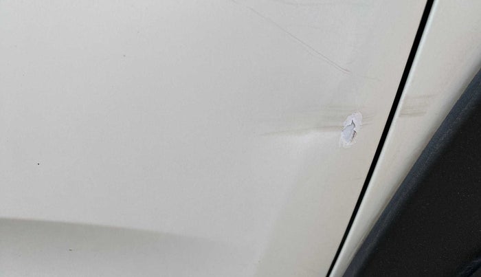 2017 Mahindra KUV 100 NXT K8 P 6 STR, Petrol, Manual, 50,642 km, Driver-side door - Slightly dented