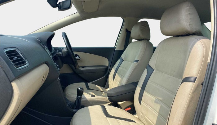 2016 Volkswagen Ameo HIGHLINE1.2L, Petrol, Manual, 76,832 km, Right Side Front Door Cabin