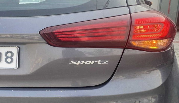 2019 Hyundai Elite i20 SPORTZ PLUS 1.2, Petrol, Manual, 81,119 km, Right tail light - Reverse gear light not functional