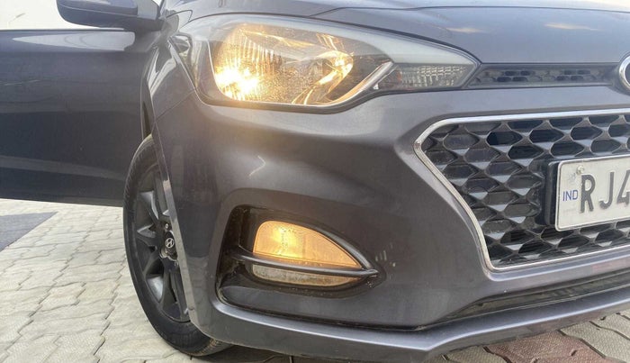 2019 Hyundai Elite i20 SPORTZ PLUS 1.2, Petrol, Manual, 81,119 km, Right headlight - Daytime running light not functional