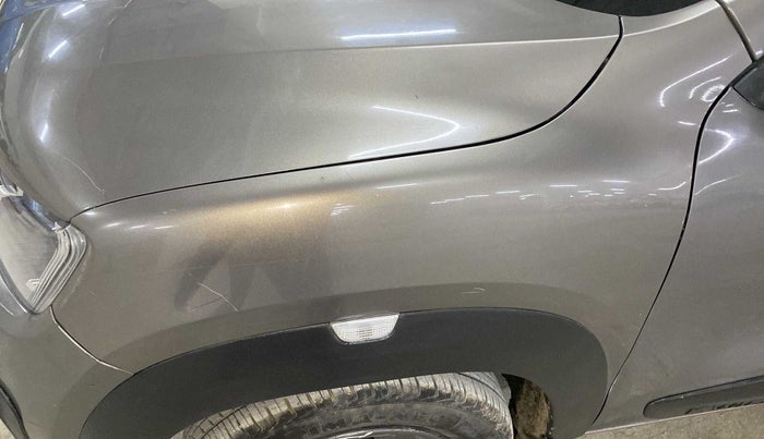 2018 Renault Kwid RXT 1.0 AMT (O), Petrol, Automatic, 8,700 km, Left fender - Slightly dented