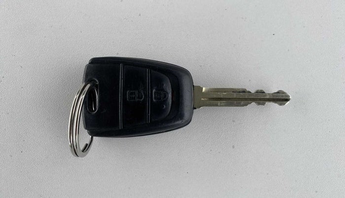 2016 Hyundai Grand i10 SPORTZ 1.2 KAPPA VTVT, Petrol, Manual, 29,450 km, Key Close Up