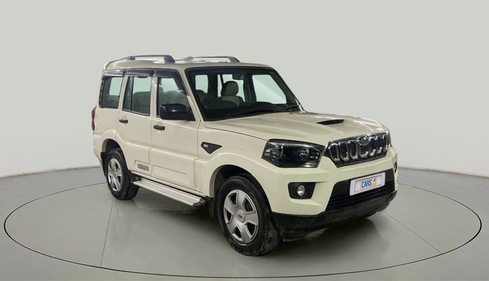 2020 Mahindra Scorpio S5, Diesel, Manual, 31,527 km, Right Front Diagonal
