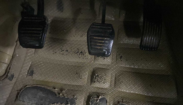 2020 Mahindra Scorpio S5, Diesel, Manual, 31,527 km, Pedals