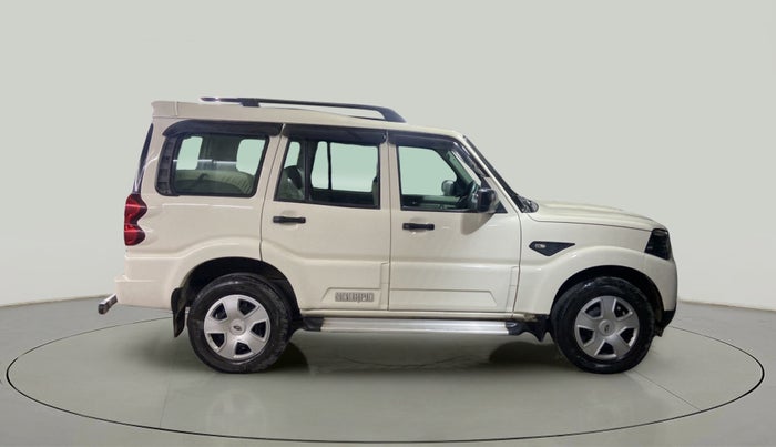 2020 Mahindra Scorpio S5, Diesel, Manual, 31,527 km, Right Side View