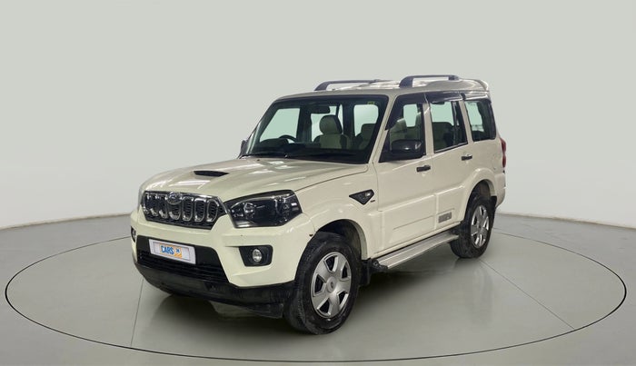 2020 Mahindra Scorpio S5, Diesel, Manual, 31,527 km, Left Front Diagonal