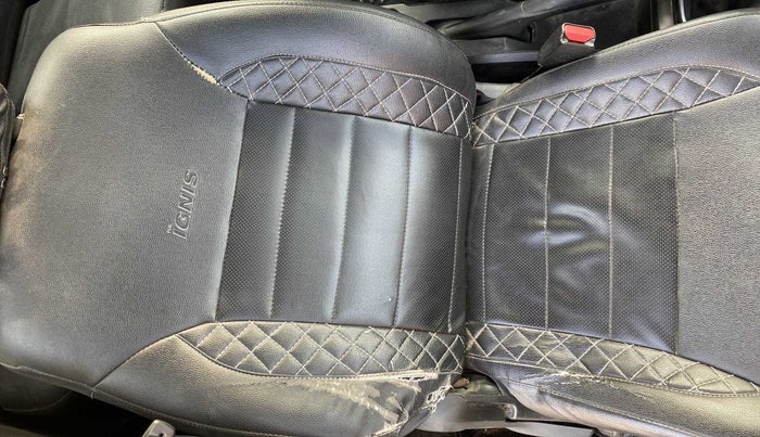 2018 Maruti IGNIS DELTA 1.2, Petrol, Manual, 92,438 km, Driver seat - Cover slightly torn