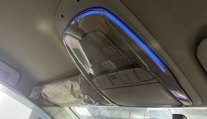 2019 Toyota Innova Crysta 2.8 ZX AT 7 STR, Diesel, Automatic, 42,834 km, Ceiling - Roof light/s not working